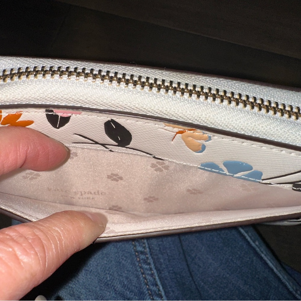 Kate Spade Multicolor Floral Garden Embossed Continental Wallet Zippy - NWOT - Picture 9 of 16